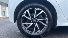 Toyota Yaris 1.5 Hybrid Design 5dr CVT Hybrid Hatchback